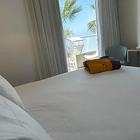 Ξενοδοχείο Miramare - Adults Only Con Private 4*